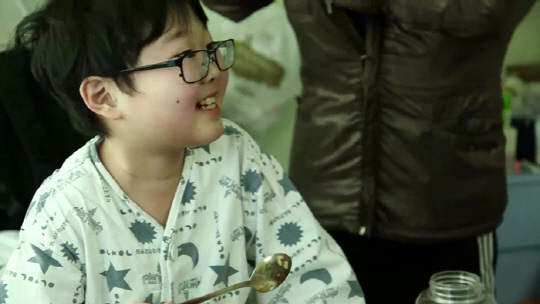 KBS는 4일 밤 10시 KBS 1TV에서 2부작 특집 성장 다큐멘터리 '5월, 아이들'을 방송한다고 밝혔다.  KBS 제공